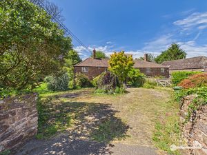 Front Driveway- click for photo gallery